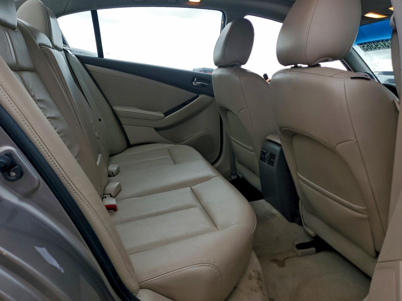 2011 NISSAN ALTIMA