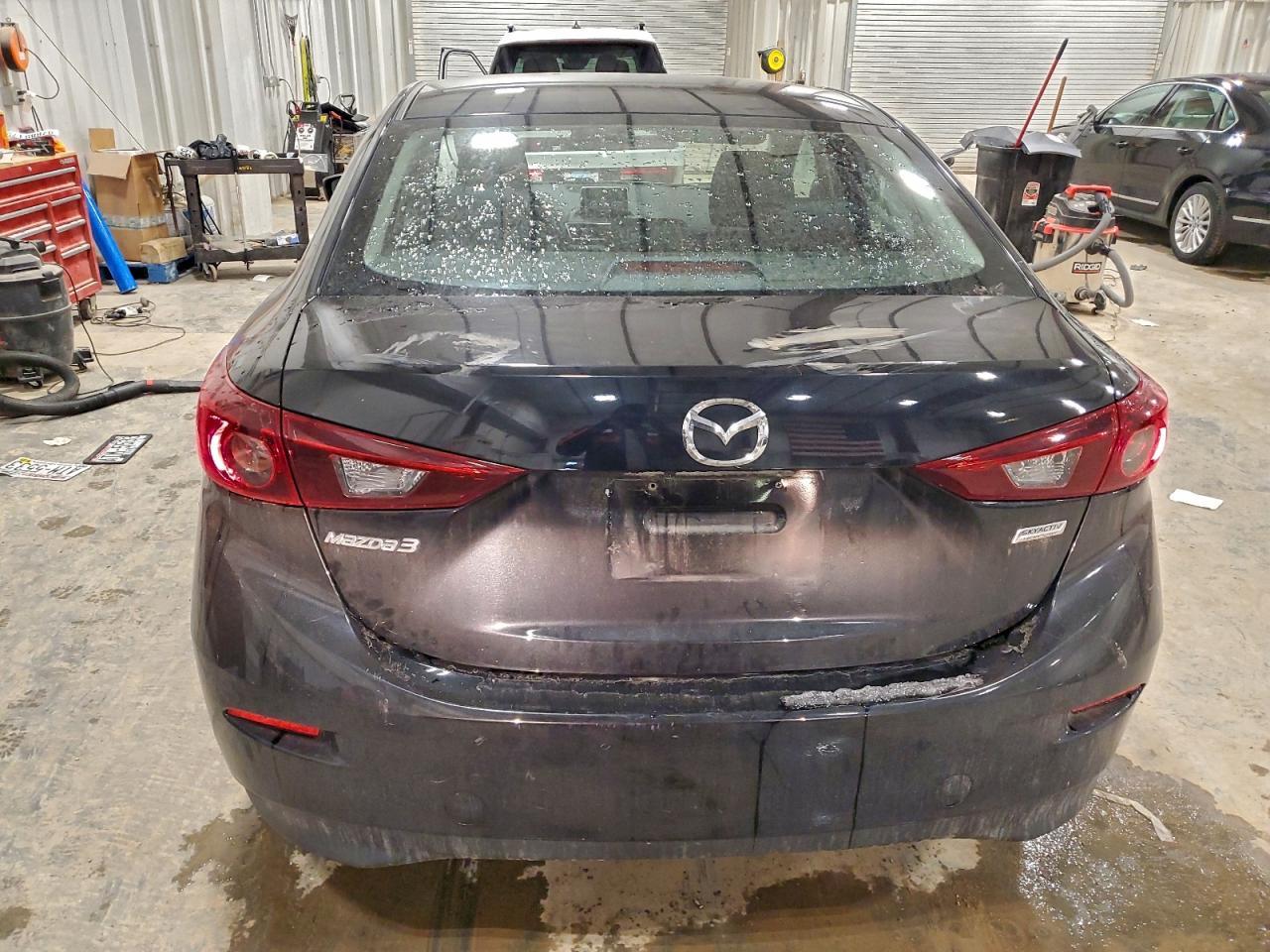 2015 MAZDA 3