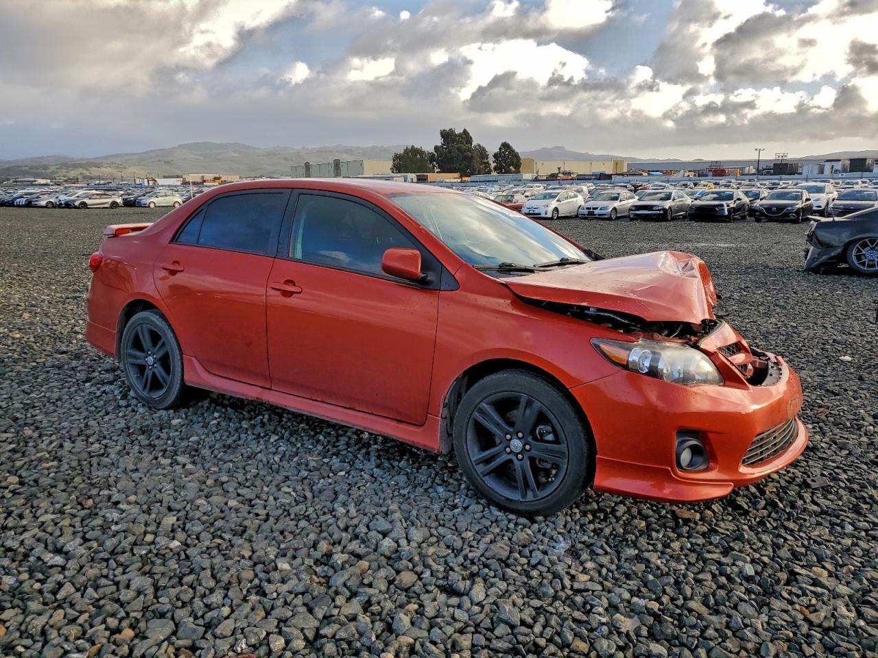 2013 TOYOTA COROLLA