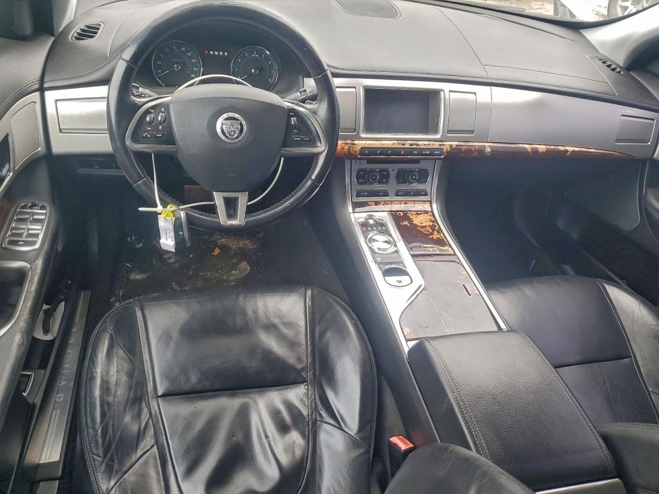 2012 JAGUAR XF