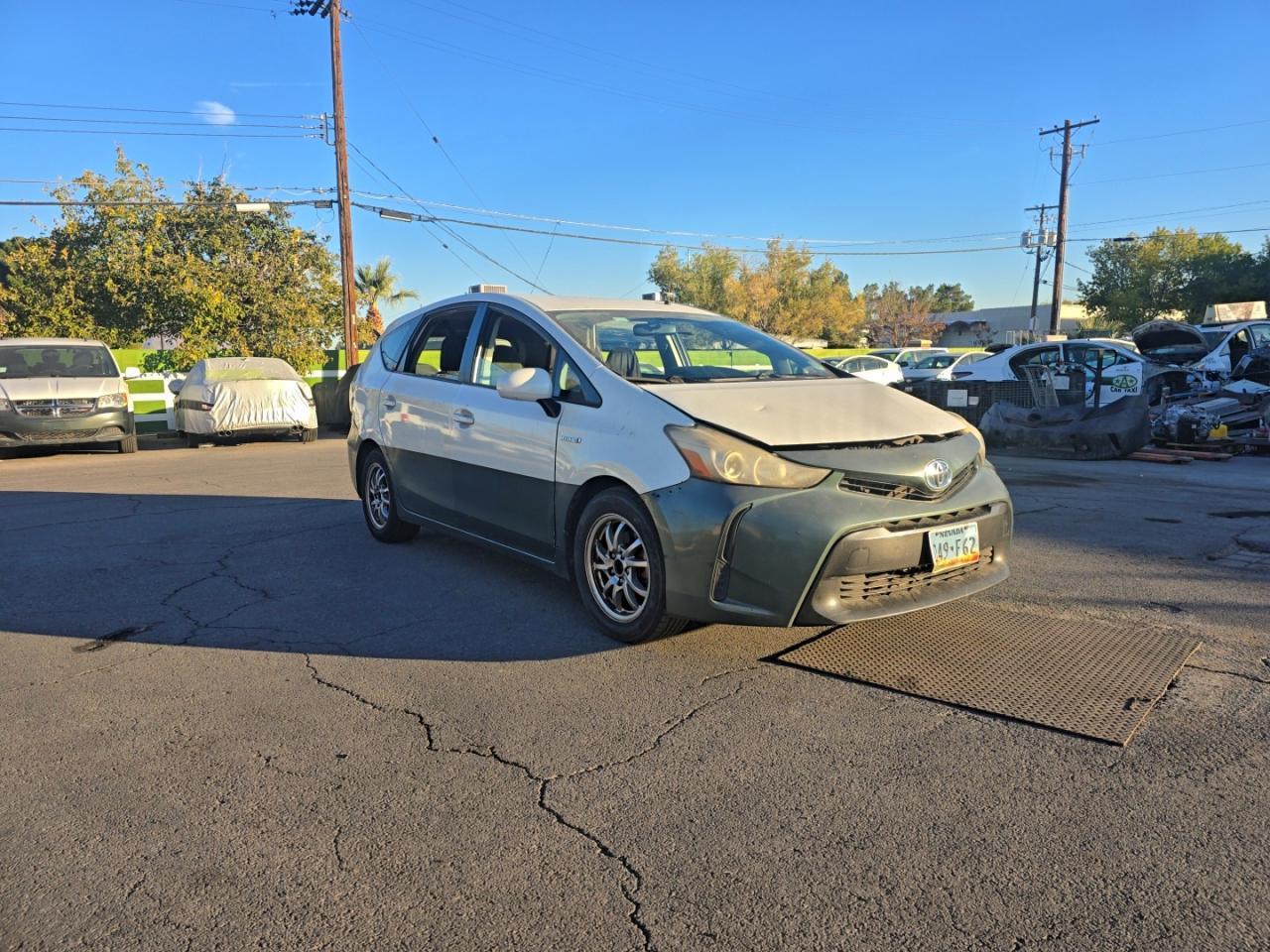 2016 TOYOTA PRIUS V