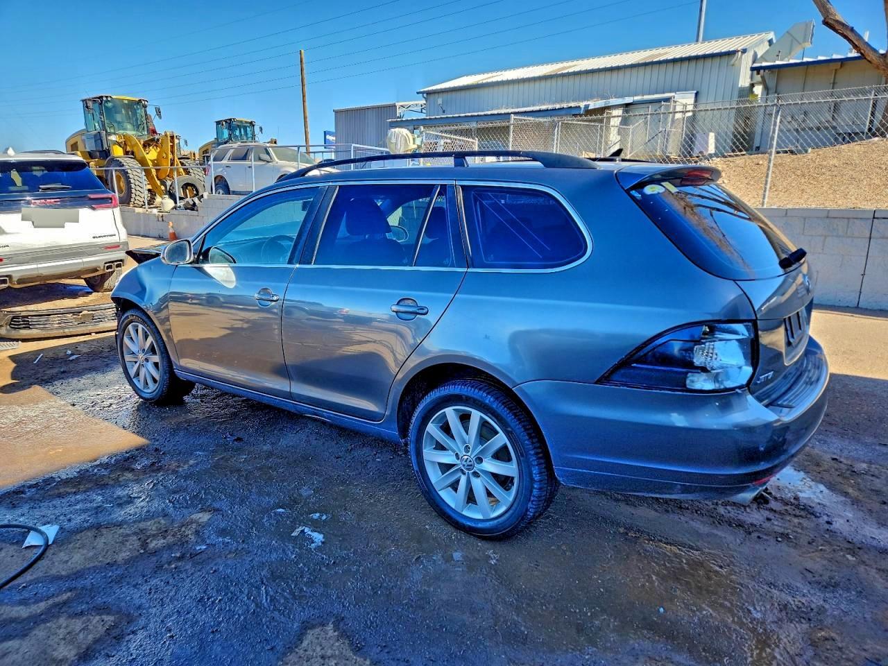 2013 VOLKSWAGEN JETTA