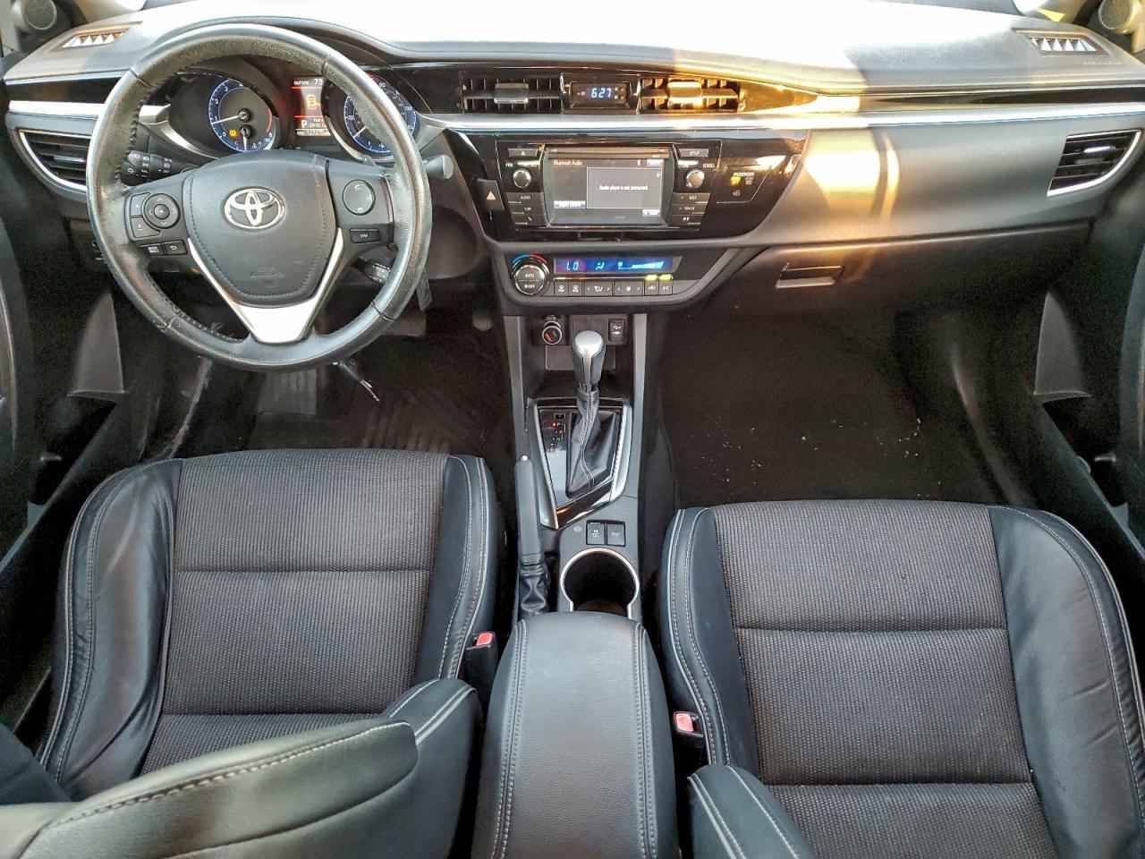 2015 TOYOTA COROLLA