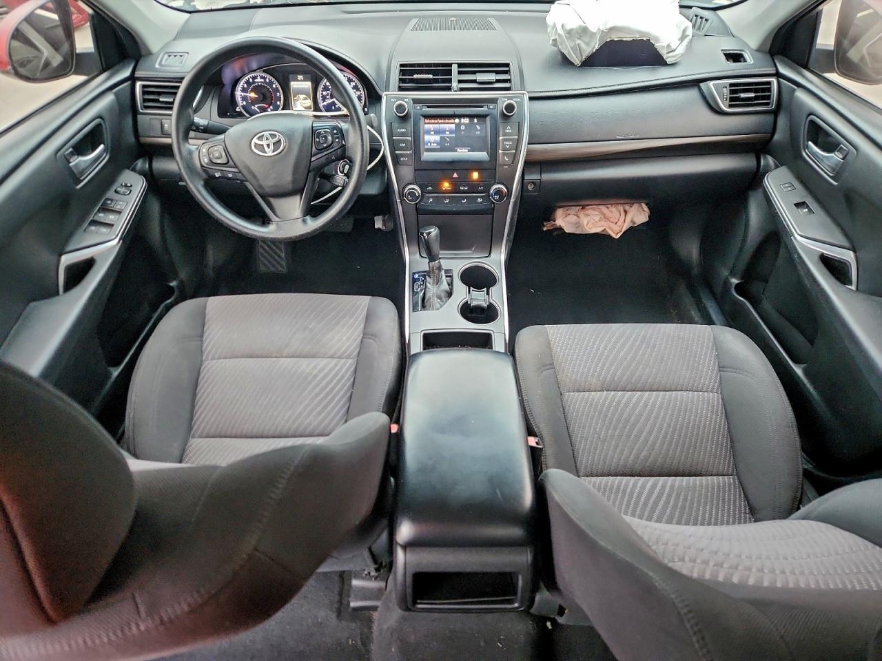 2016 TOYOTA CAMRY