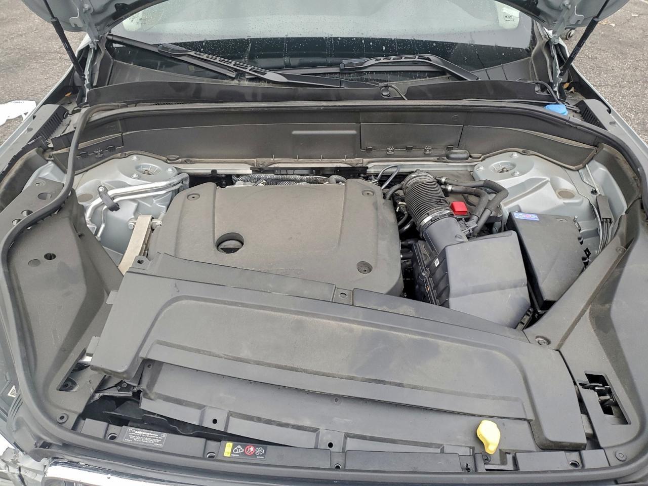 2025 VOLVO XC90
