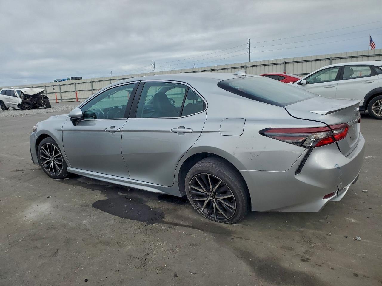 2021 TOYOTA CAMRY