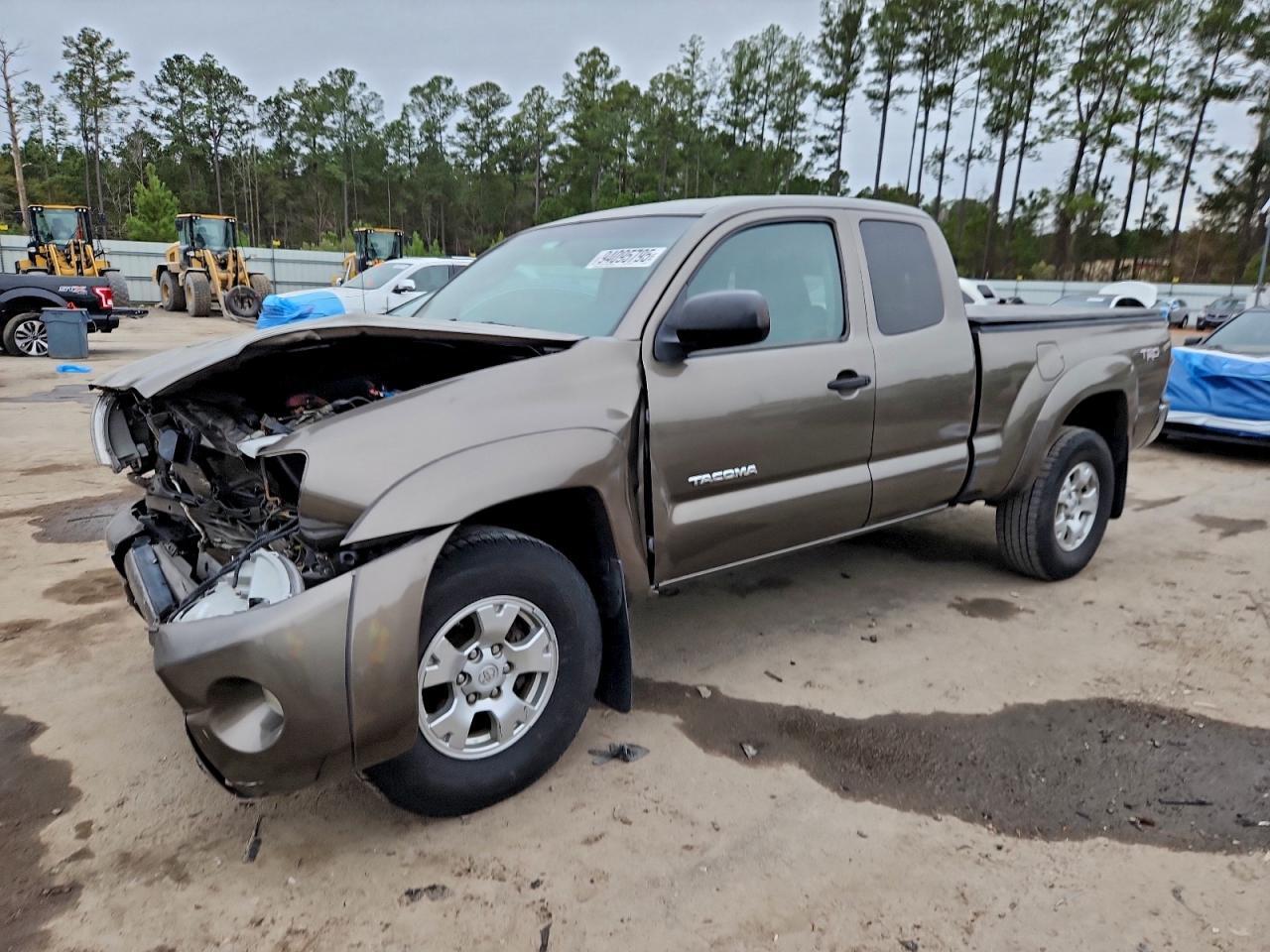 2011 TOYOTA TACOMA