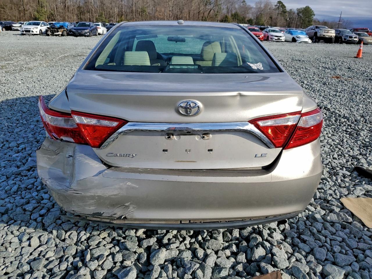 2016 TOYOTA CAMRY