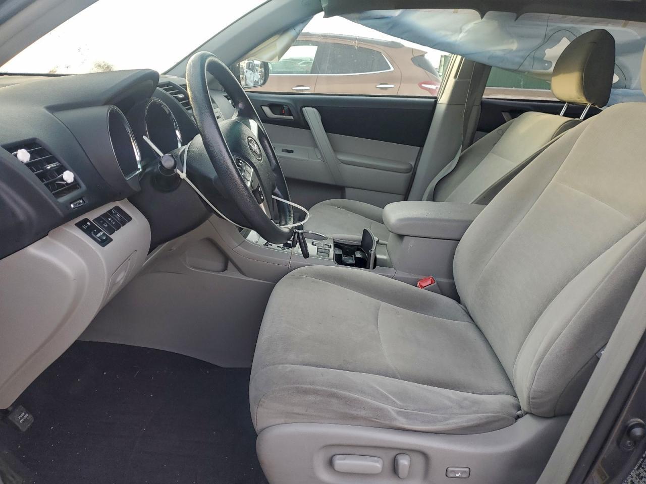 2012 TOYOTA HIGHLANDER