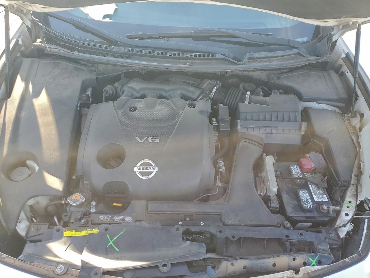 2011 NISSAN Maxima