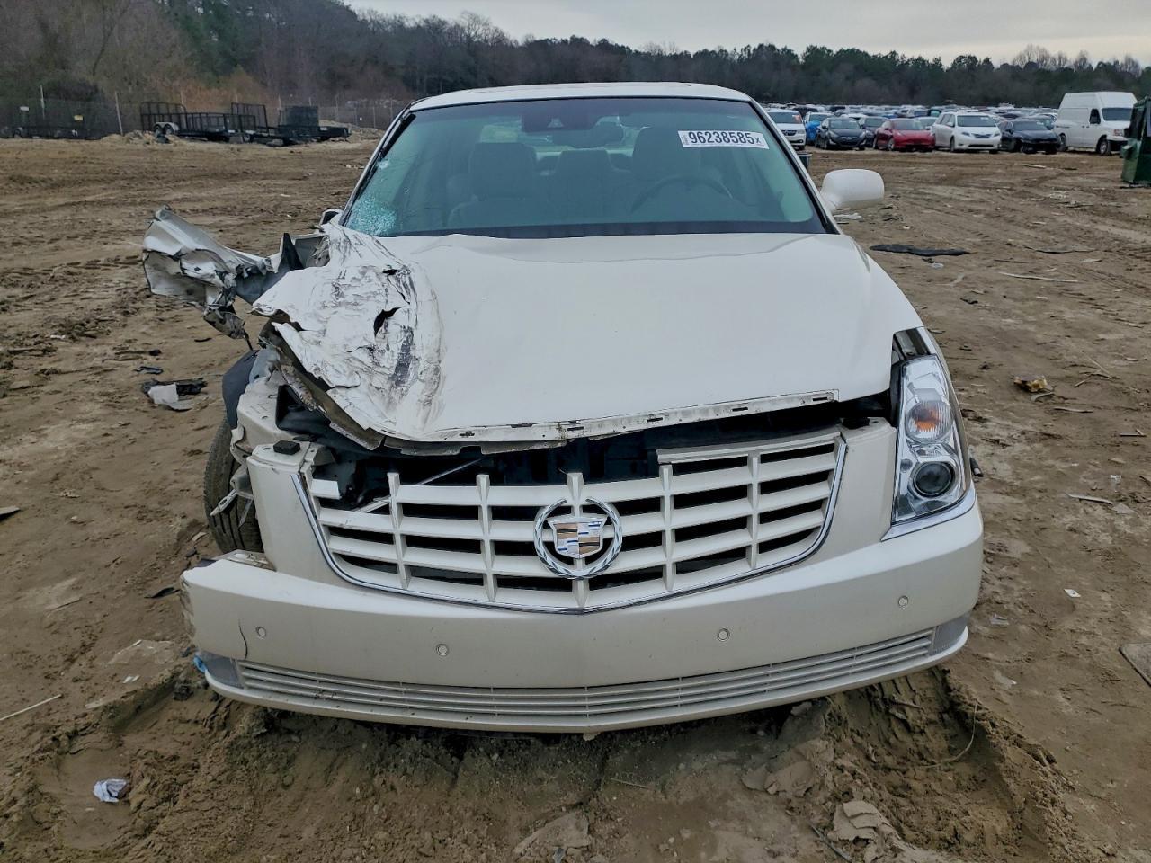 2010 CADILLAC DTS