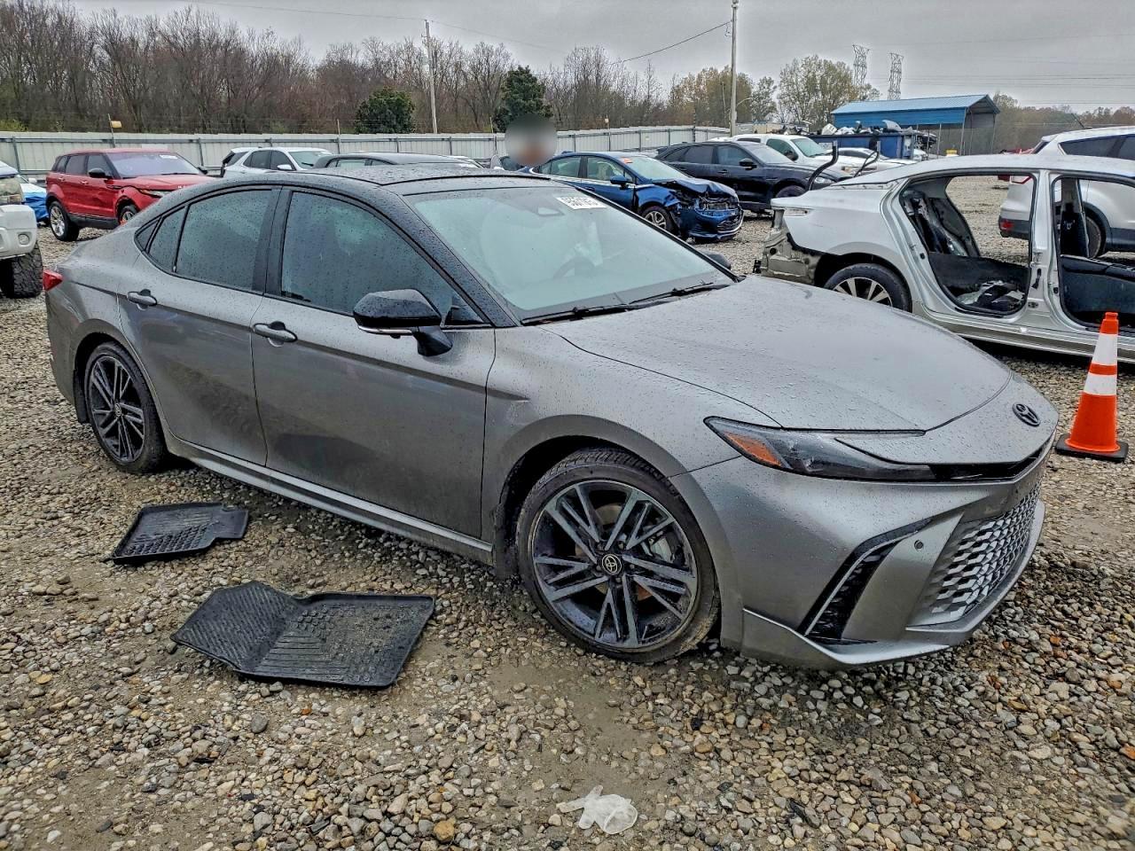 2025 TOYOTA CAMRY