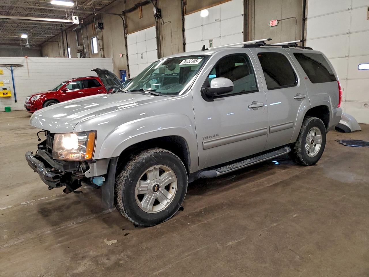 2014 CHEVROLET Tahoe