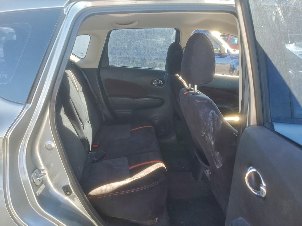 2015 NISSAN Versa Note