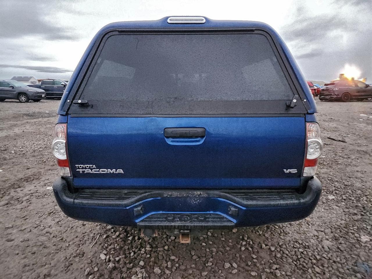 2015 TOYOTA TACOMA