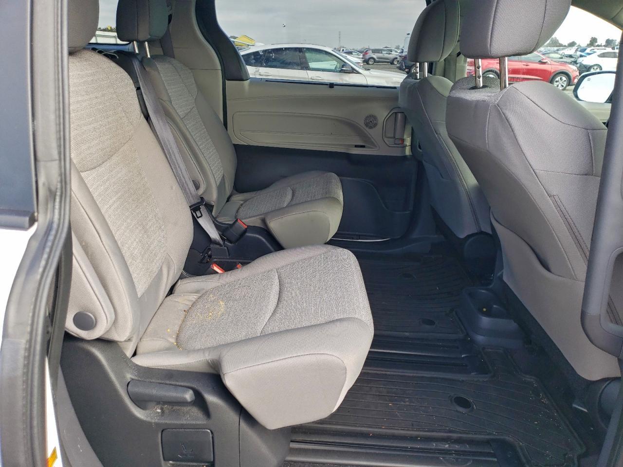 2024 TOYOTA SIENNA