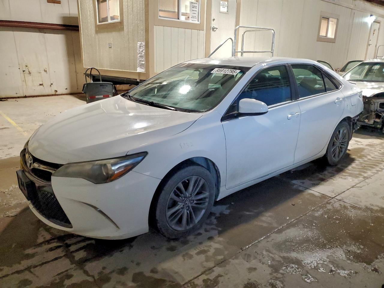 2017 TOYOTA CAMRY