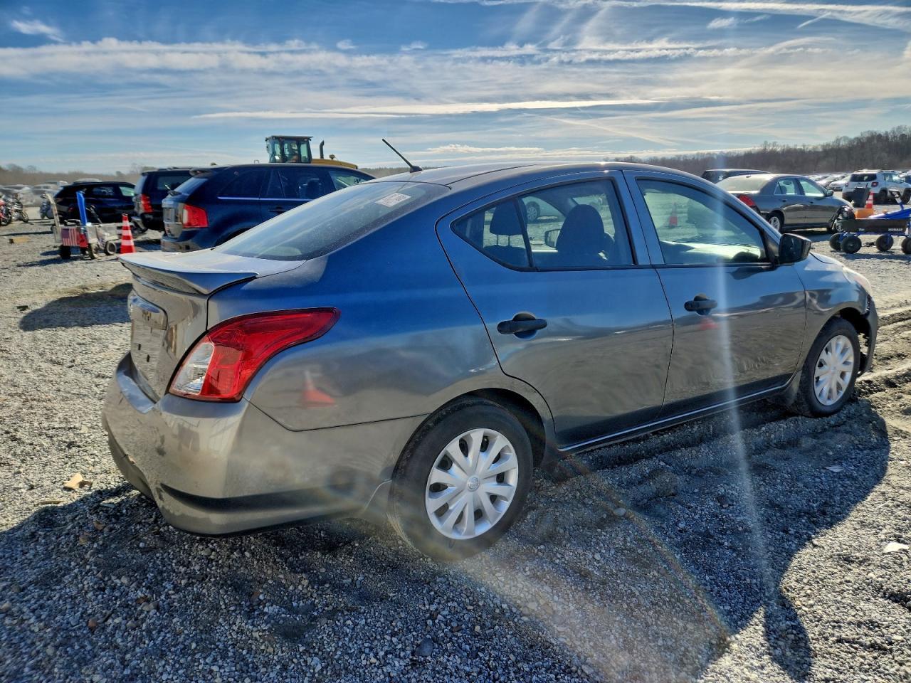 2019 NISSAN VERSA