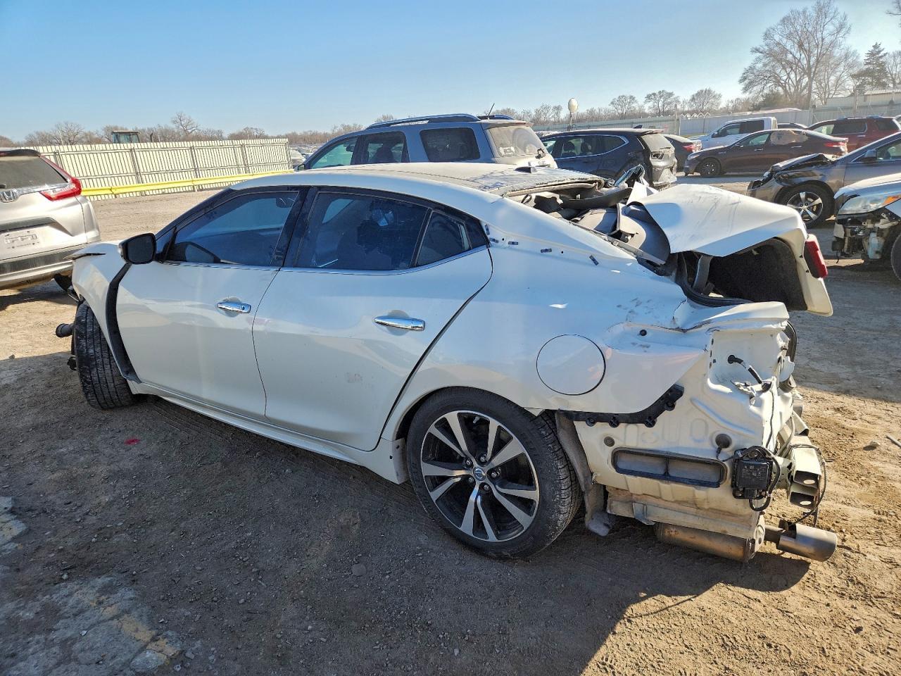 2017 NISSAN Maxima