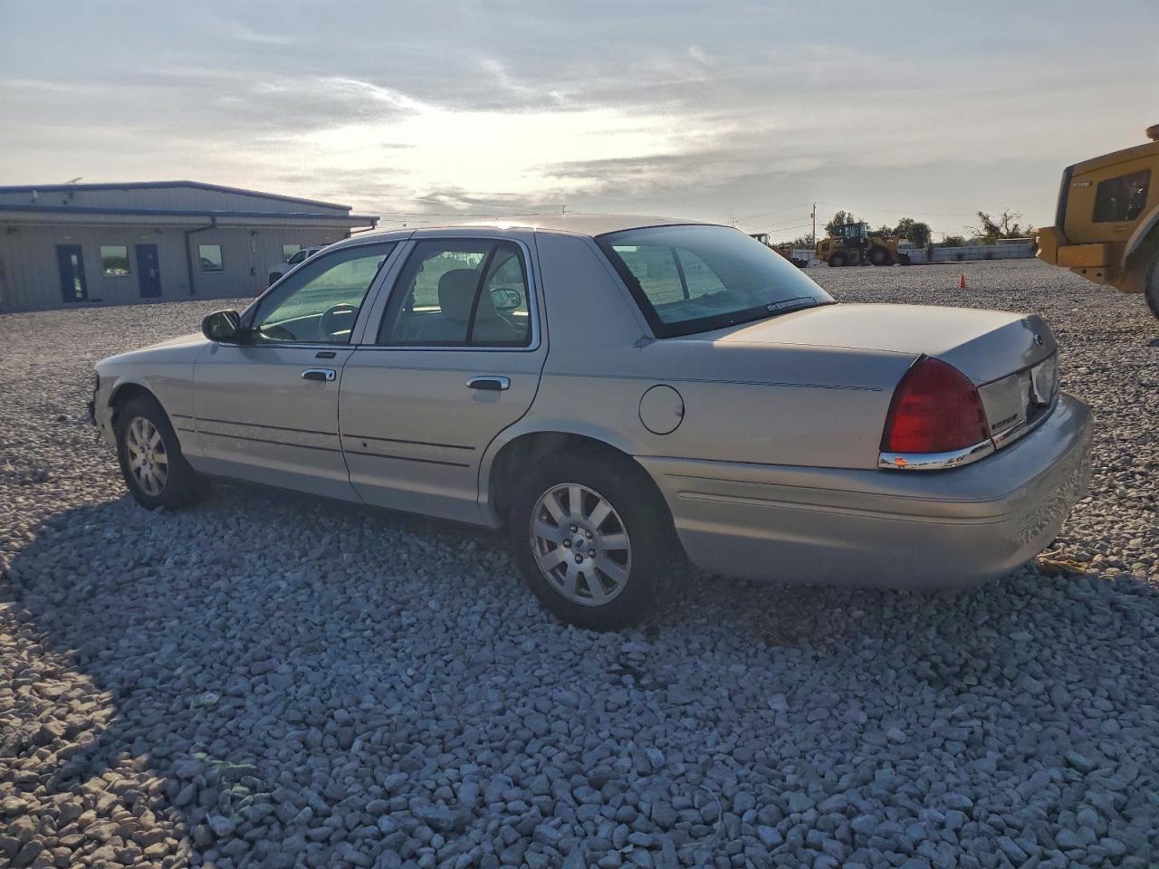 2008 FORD Crown Victoria