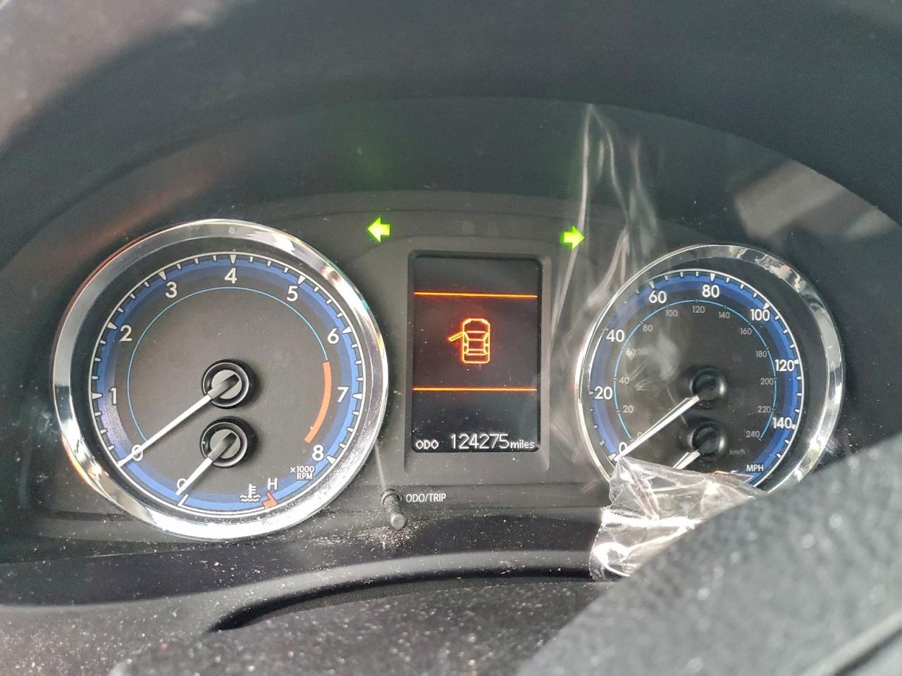 2017 TOYOTA COROLLA