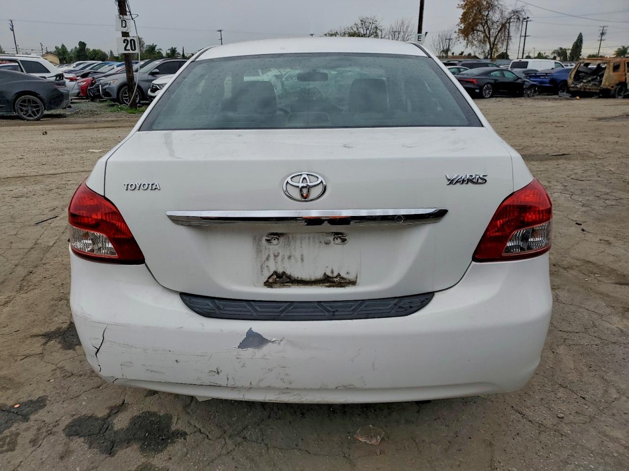 2012 TOYOTA YARIS