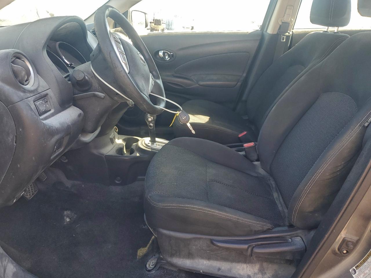 2017 NISSAN VERSA