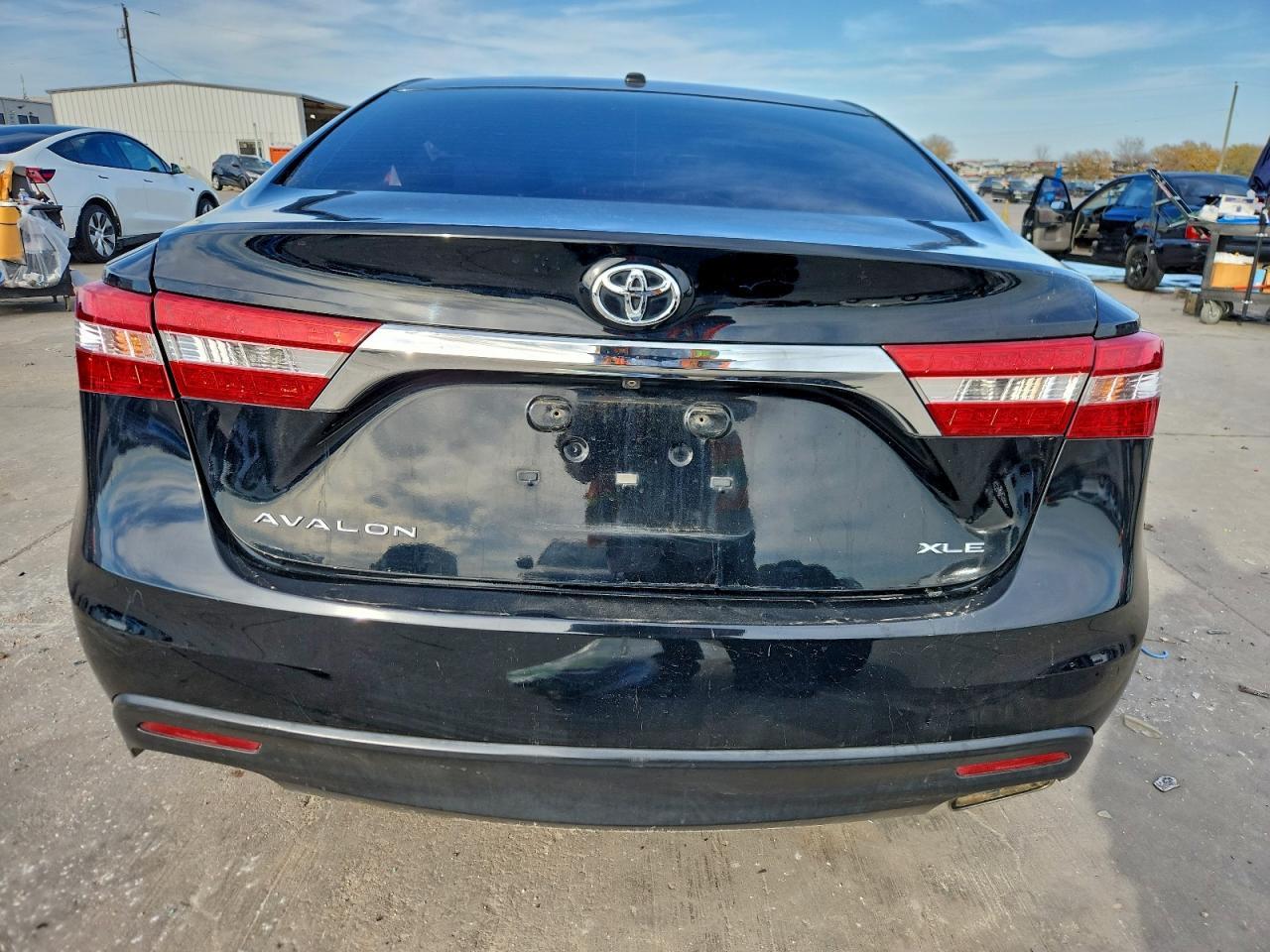 2014 TOYOTA Avalon