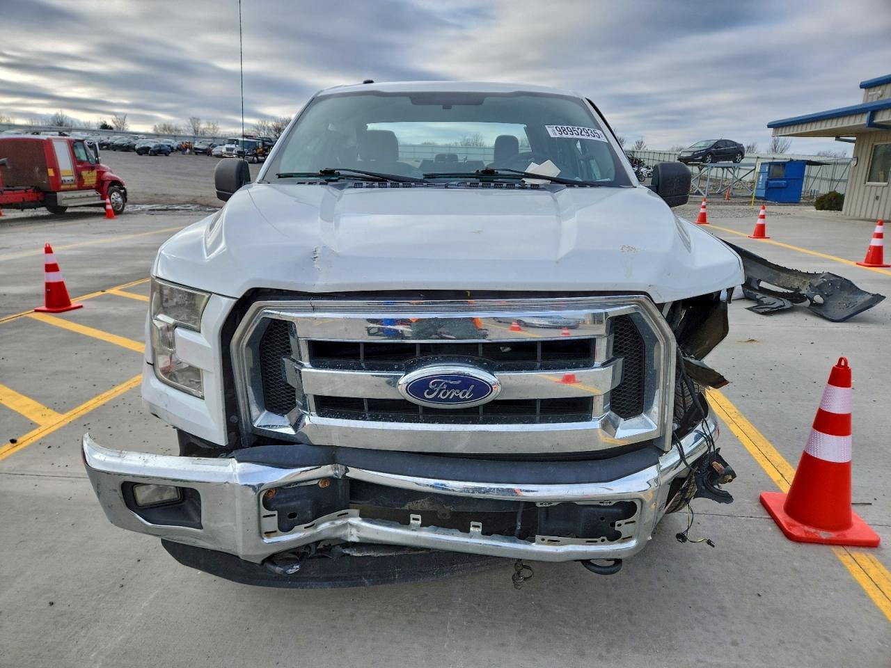 2015 FORD F-150