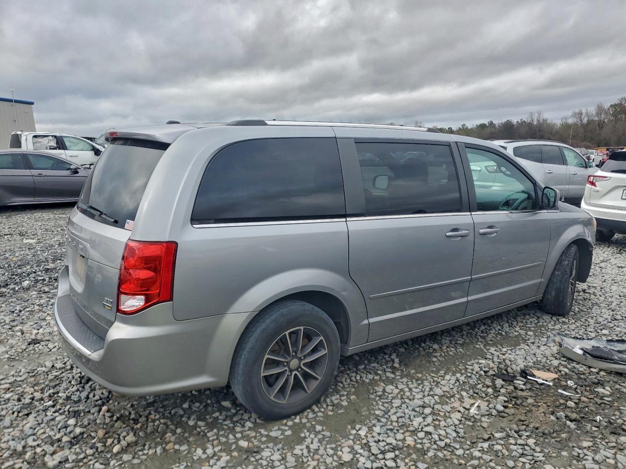 2017 DODGE GRAND CARAVAN