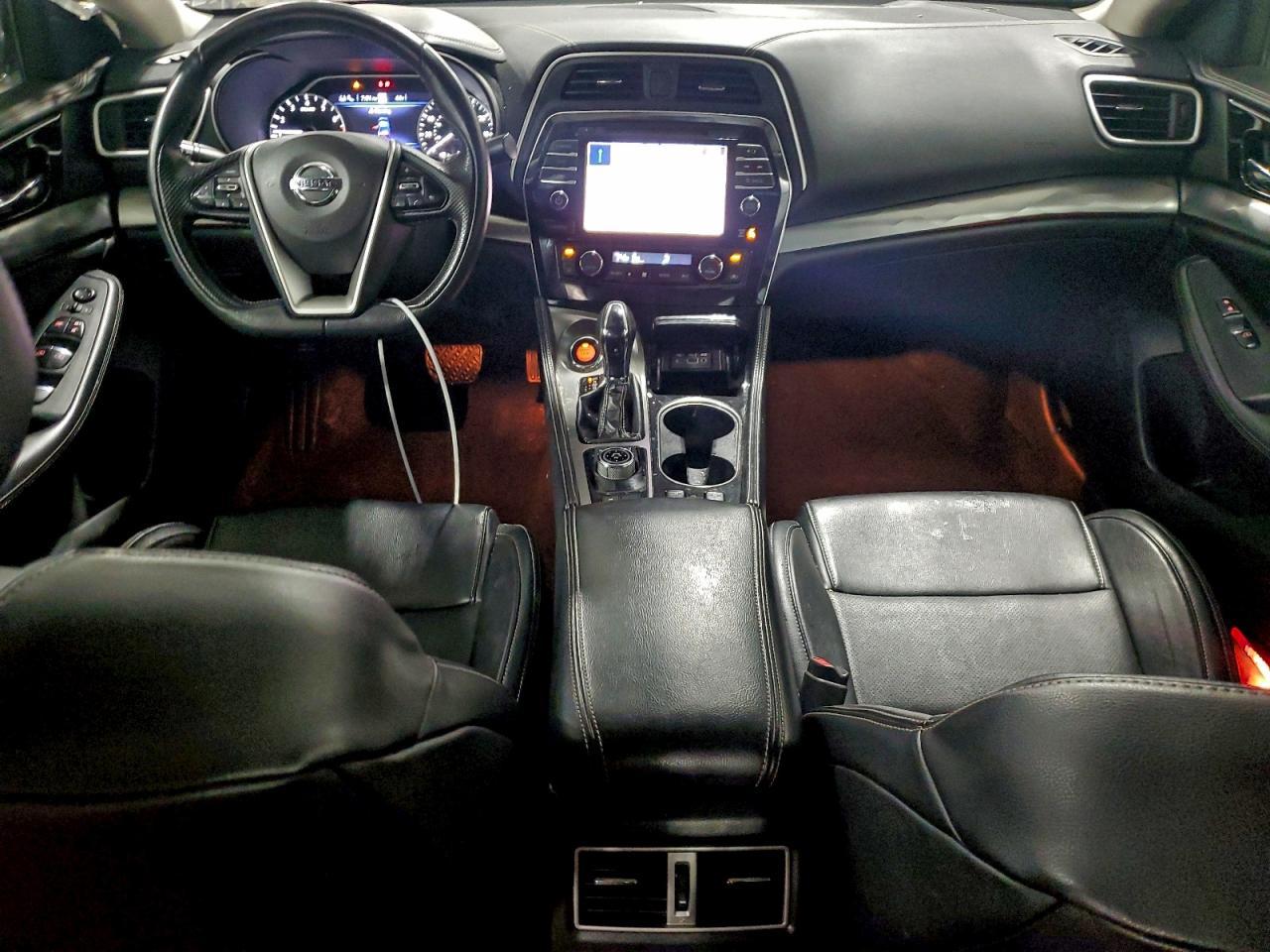 2021 NISSAN Maxima