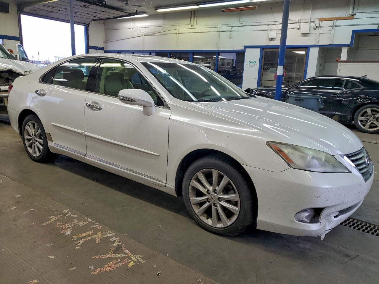 2010 LEXUS ES 350