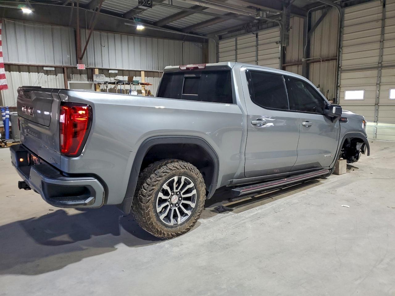 2023 GMC Sierra