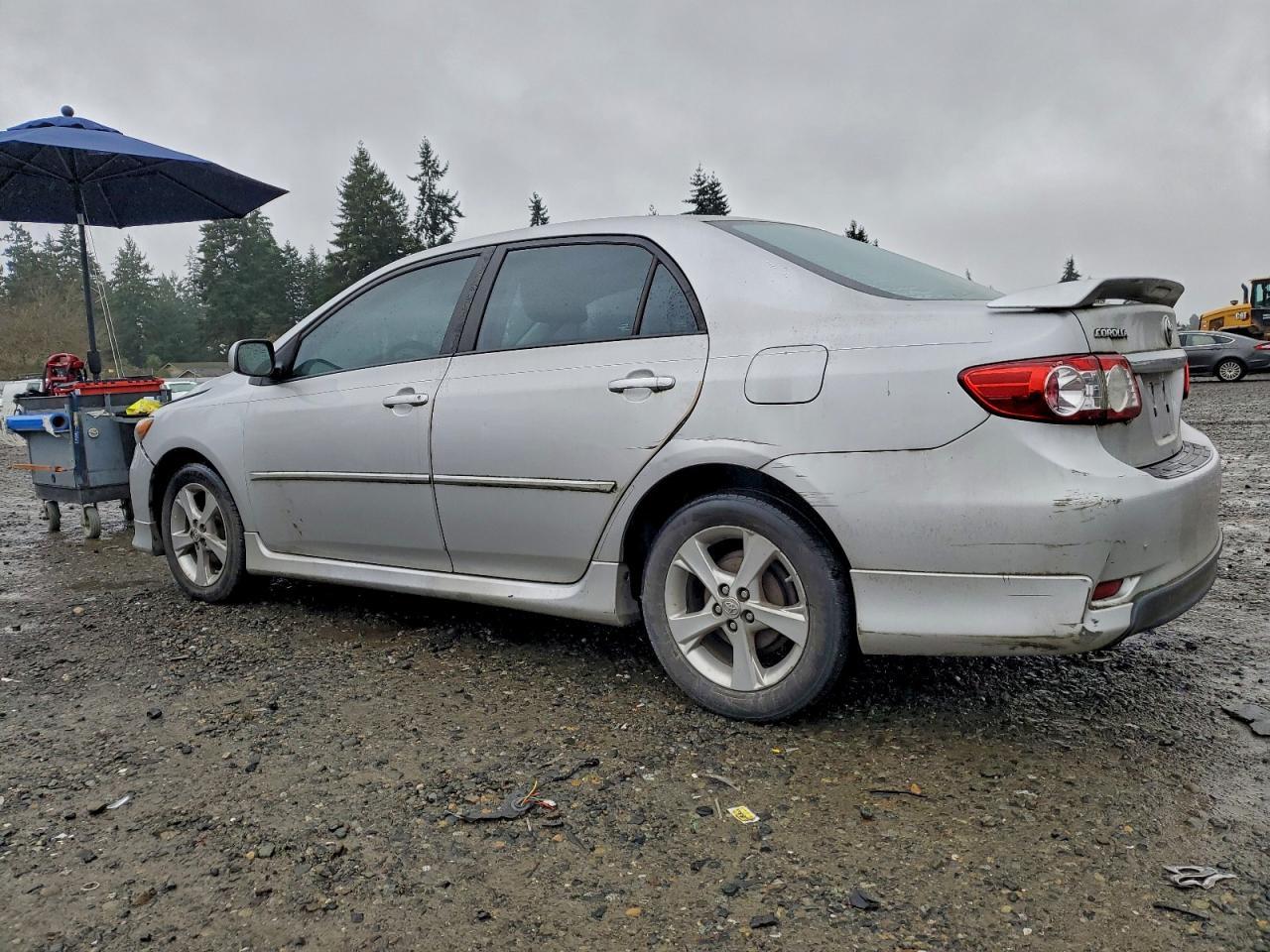 2011 TOYOTA COROLLA