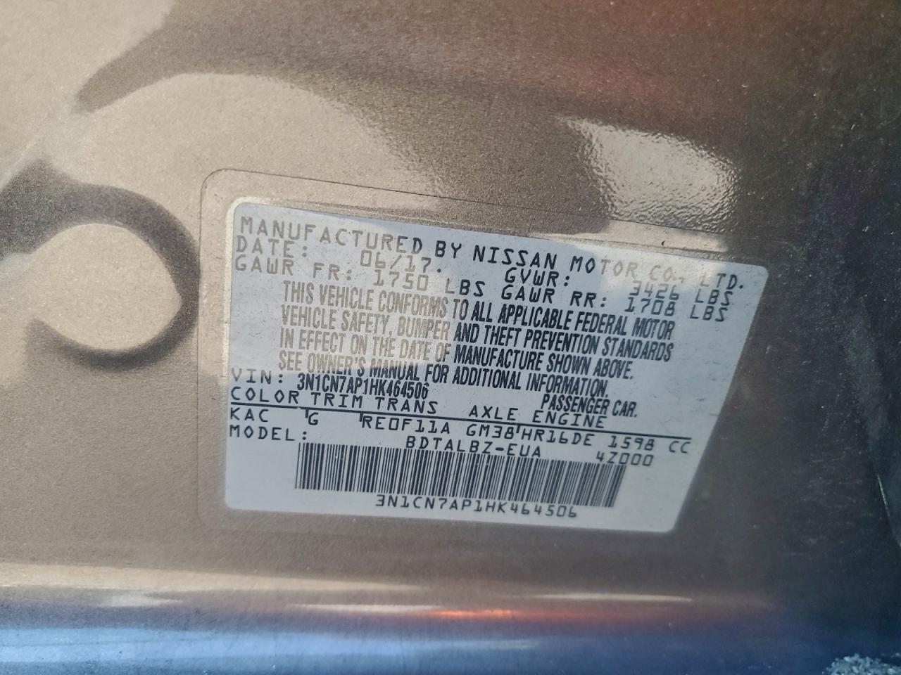 2017 NISSAN VERSA