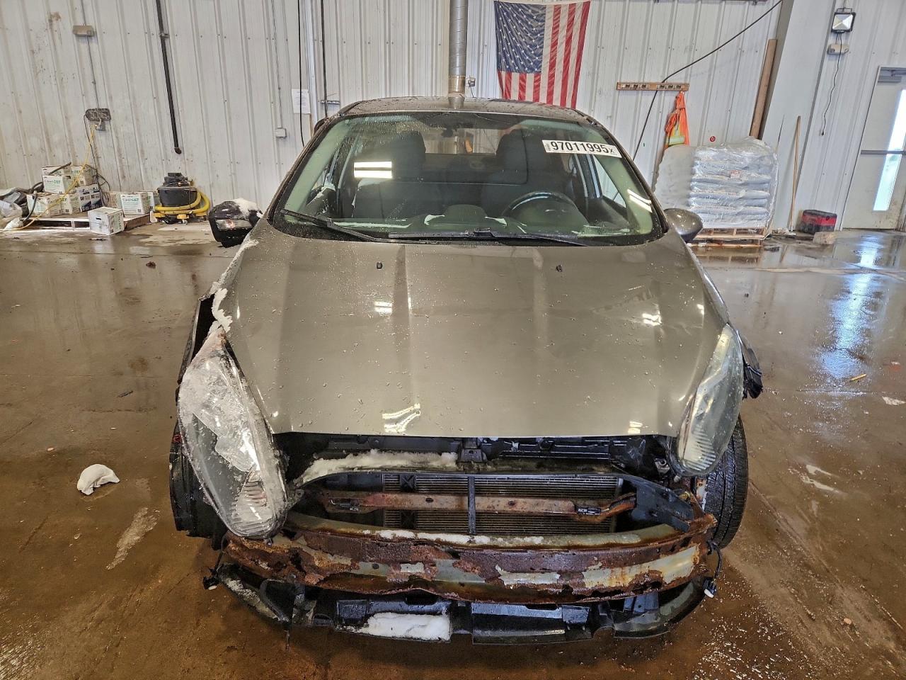 2014 FORD Fiesta