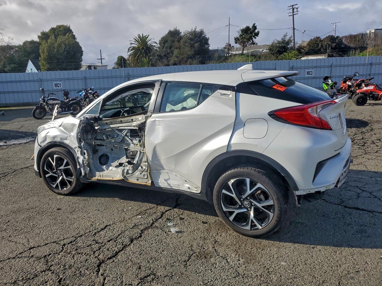 2018 TOYOTA C-HR