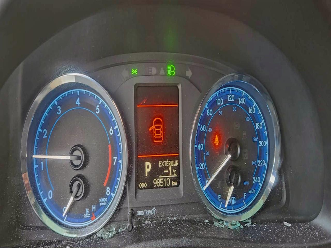 2018 TOYOTA COROLLA