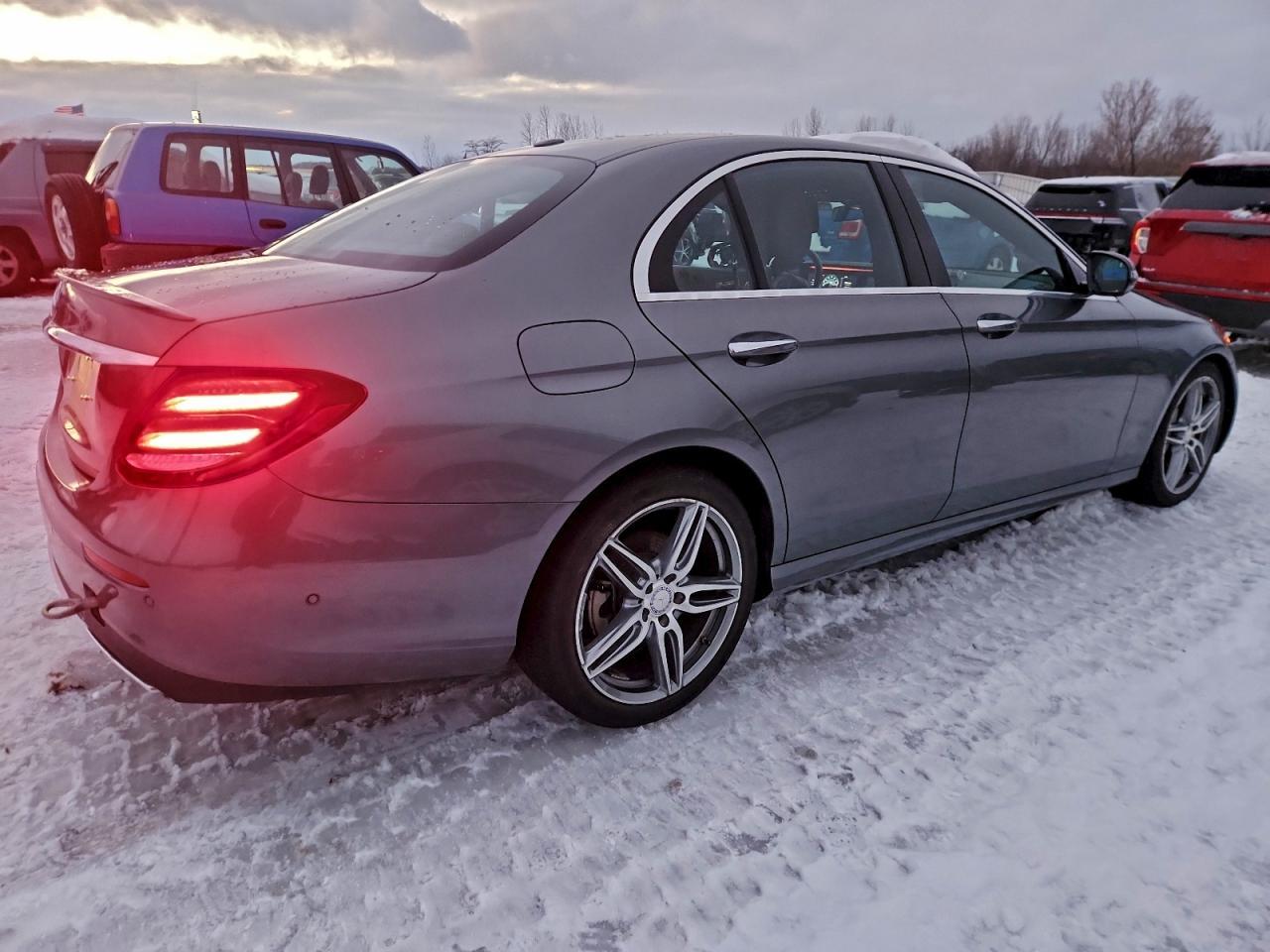 2017 MERCEDES-BENZ E-Class