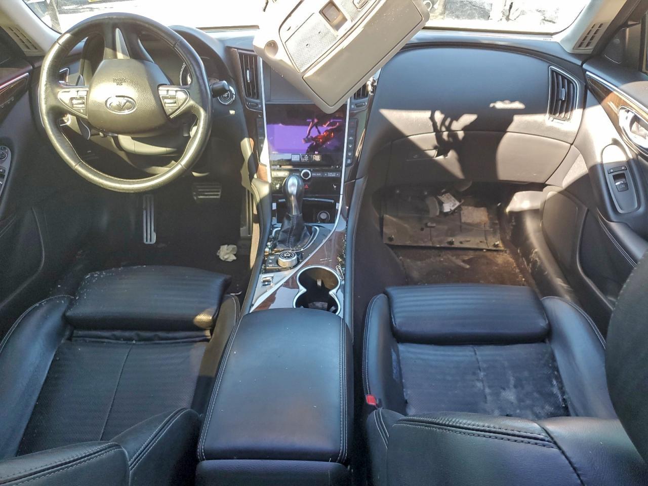 2016 INFINITI Q50
