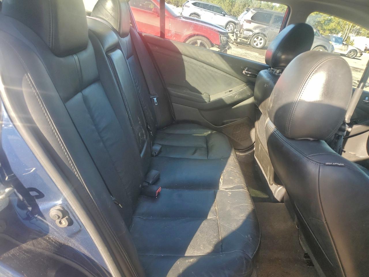 2011 NISSAN ALTIMA