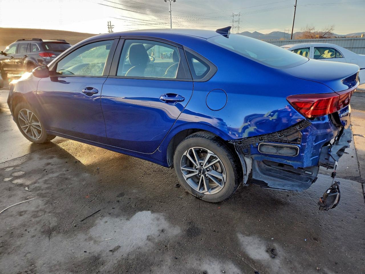 2023 KIA FORTE