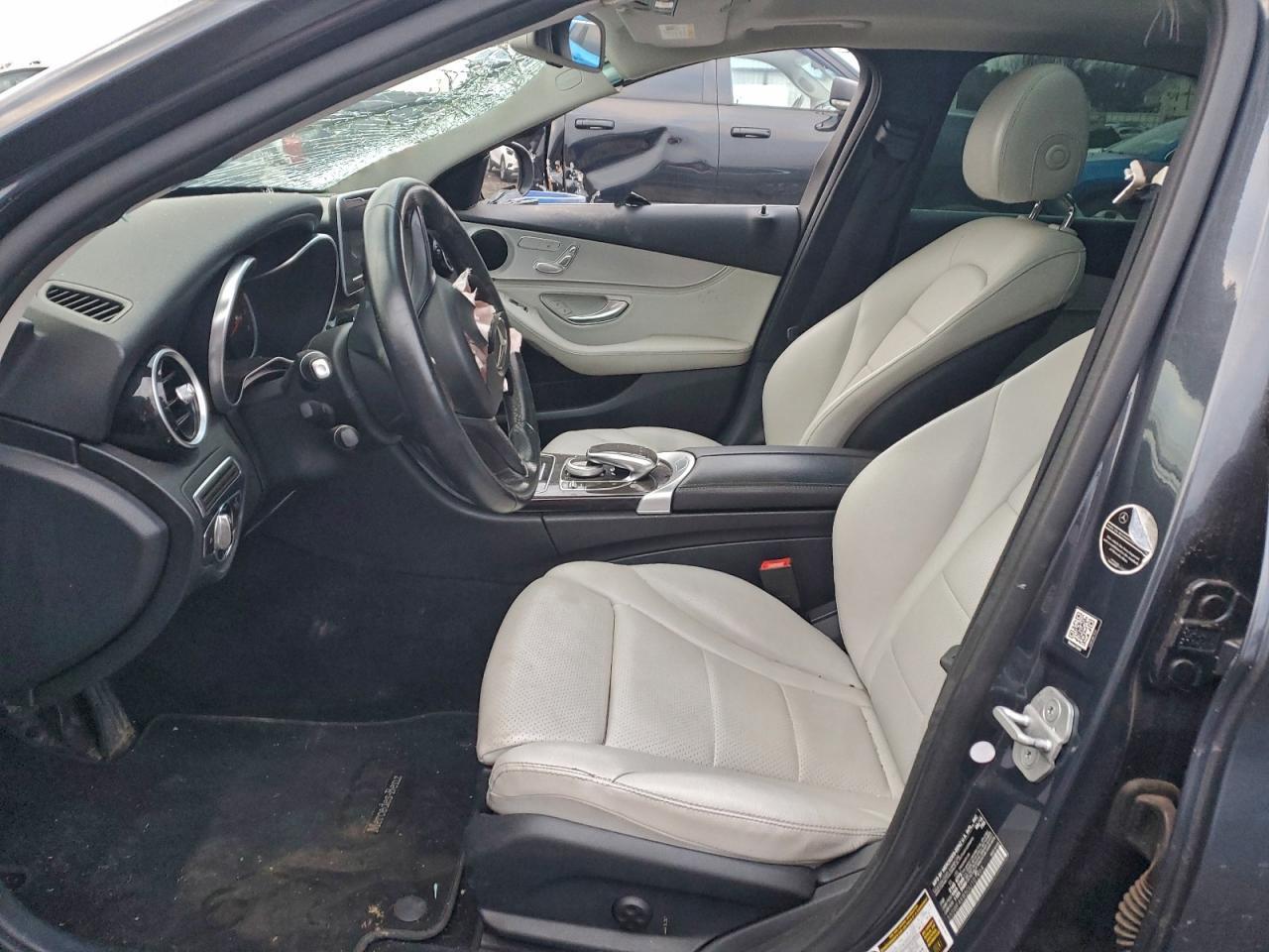 2016 MERCEDES-BENZ C-CLASS