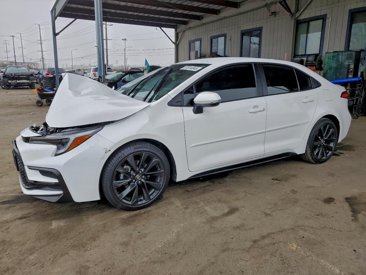 2025 TOYOTA COROLLA