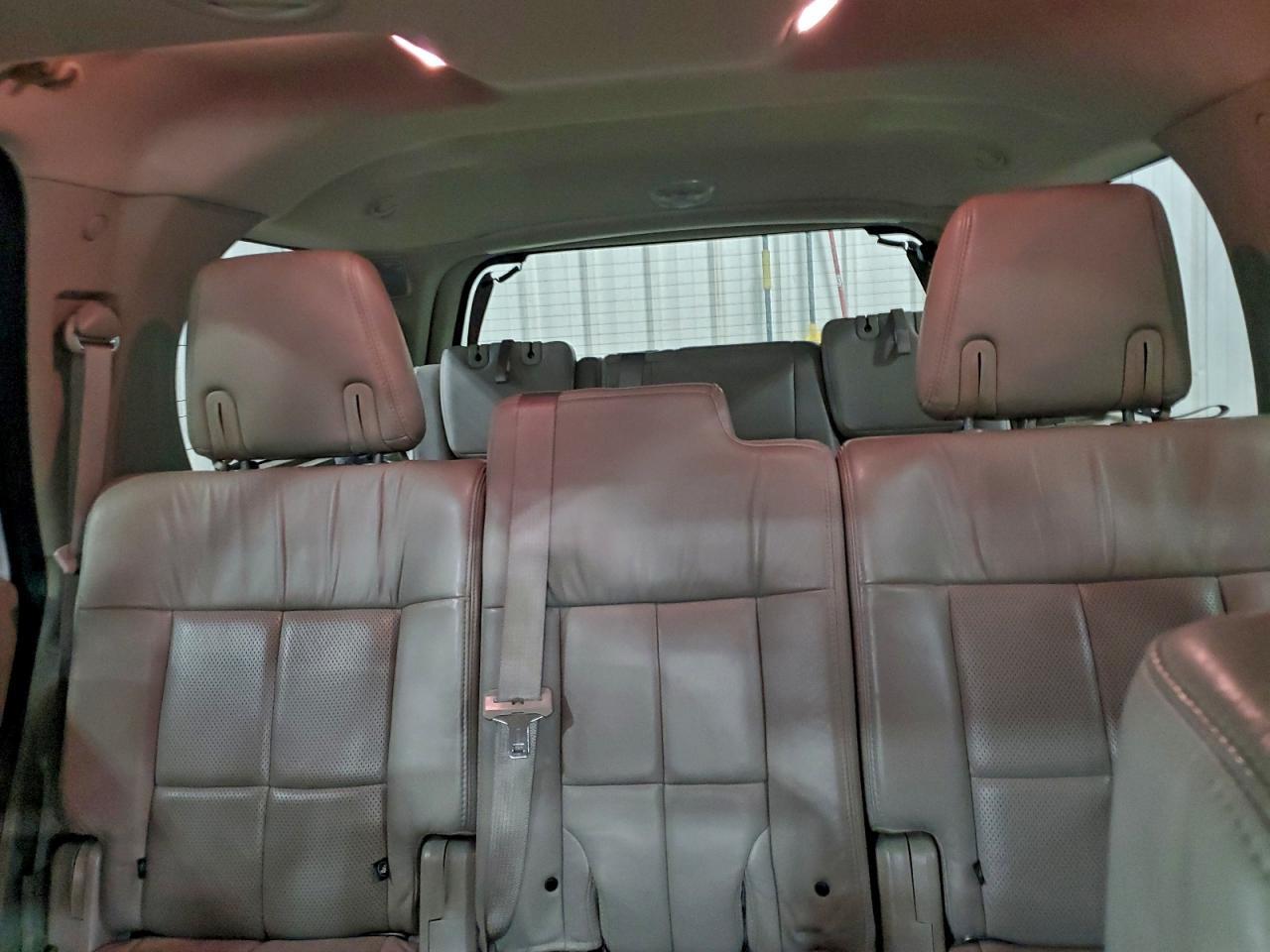 2012 LINCOLN Navigator