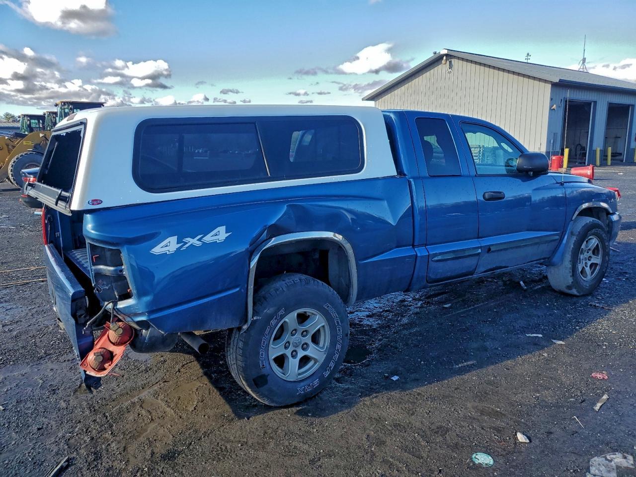 2005 DODGE Dakota