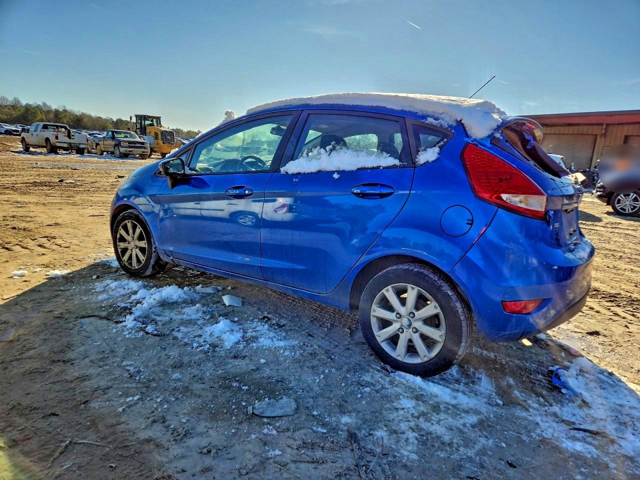 2011 FORD Fiesta