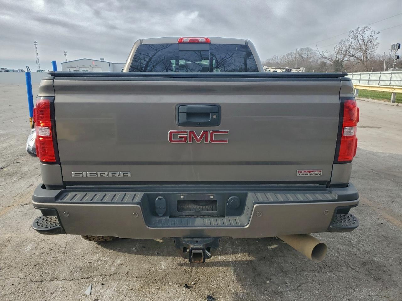 2017 GMC Sierra