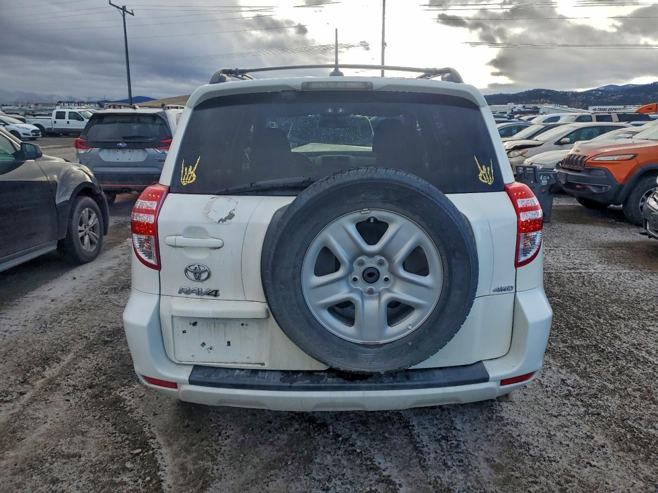 2011 TOYOTA RAV4