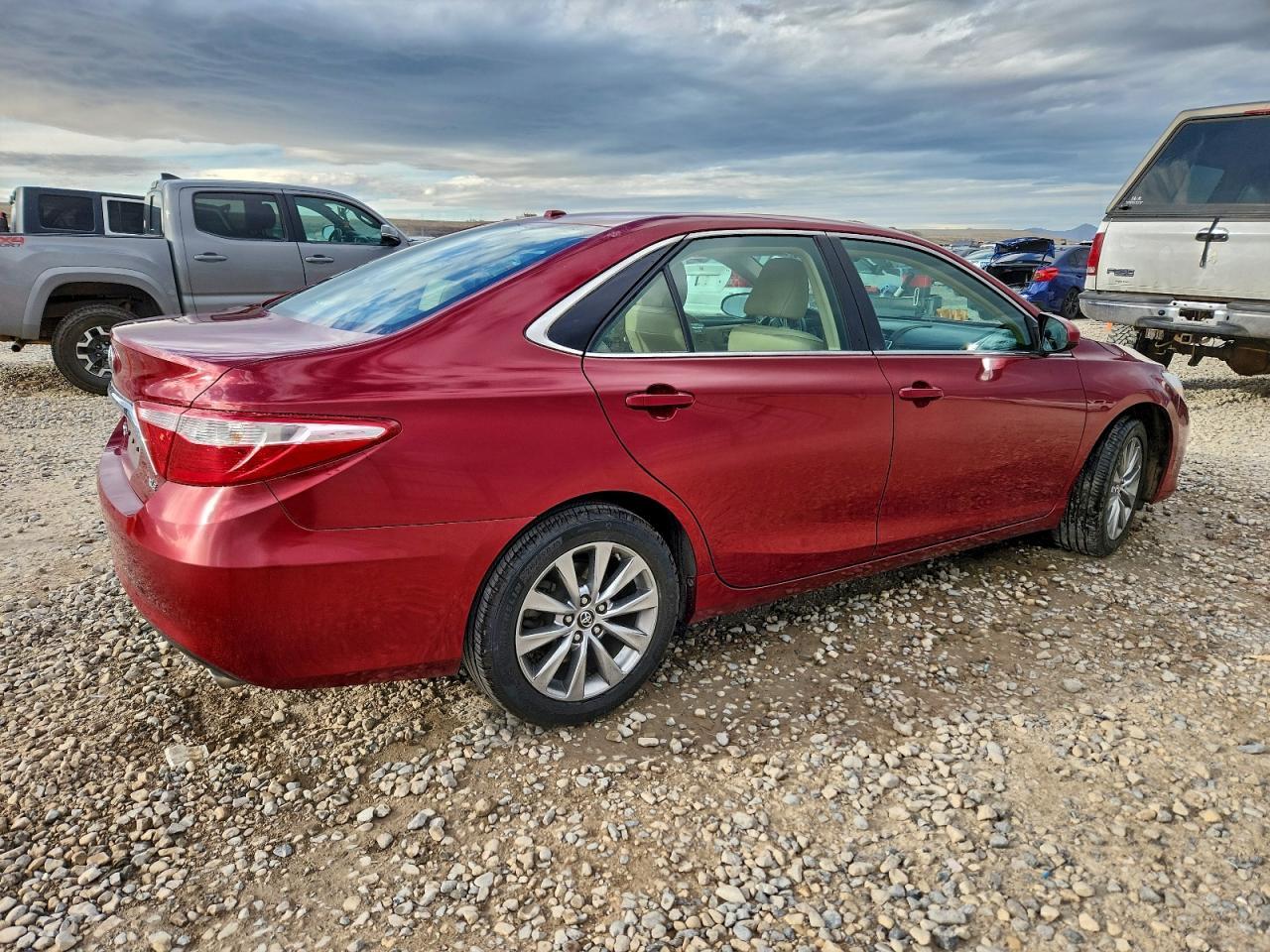 2015 TOYOTA CAMRY